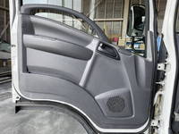 いすゞエルフ冷凍車（冷蔵車）小型（2t・3t）[写真26]