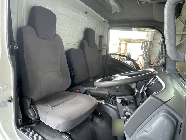 いすゞエルフ冷凍車（冷蔵車）小型（2t・3t）[写真29]