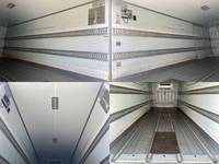 日野レンジャー冷凍車（冷蔵車）中型（4t）[写真11]