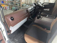 日野レンジャー冷凍車（冷蔵車）中型（4t）[写真29]