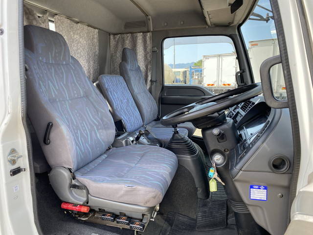 いすゞフォワードセーフティローダー増トン（6t・8t）[写真22]