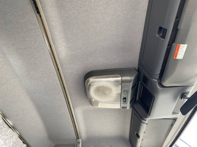 いすゞフォワードセーフティローダー増トン（6t・8t）[写真26]