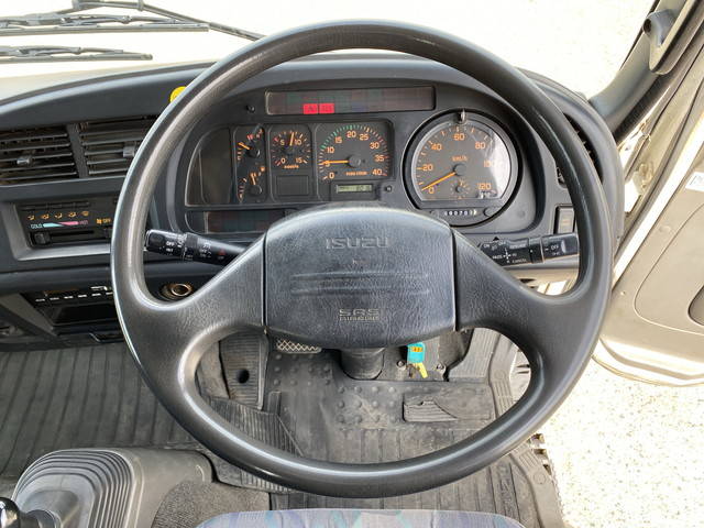 いすゞフォワードセーフティローダー増トン（6t・8t）[写真27]