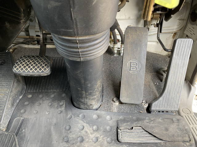 いすゞフォワードセーフティローダー増トン（6t・8t）[写真29]