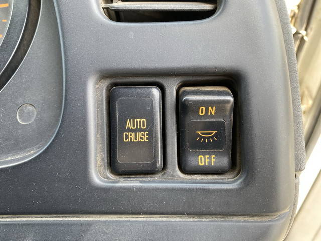 いすゞフォワードセーフティローダー増トン（6t・8t）[写真31]