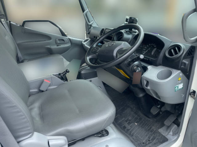 トヨタダイナ幌車小型（2t・3t）[写真19]