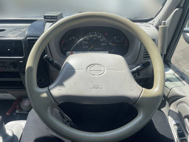 日野デュトロ三転ダンプ小型（2t・3t）[写真25]