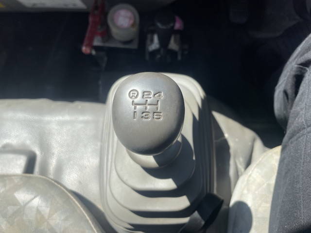 日野デュトロ三転ダンプ小型（2t・3t）[写真27]