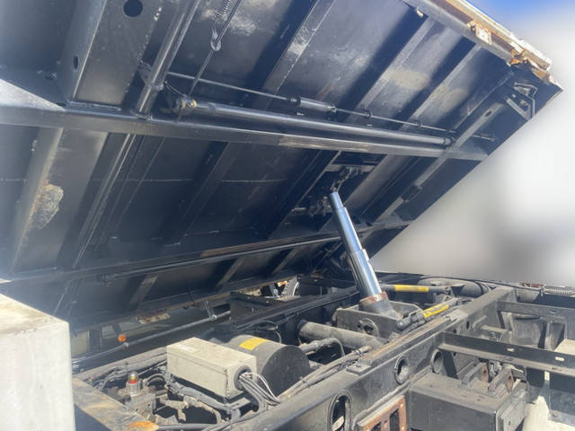 日野デュトロ三転ダンプ小型（2t・3t）[写真07]