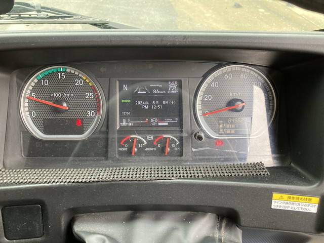 いすゞギガ冷蔵冷凍ウイング大型（10t）[写真34]