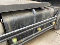 日野プロフィアトレーラーヘッド（トラクターヘッド）大型（10t）[写真15]