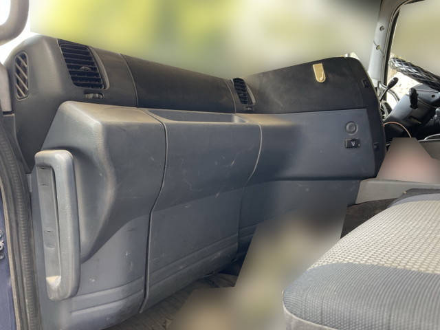 日野プロフィアトレーラーヘッド（トラクターヘッド）大型（10t）[写真24]