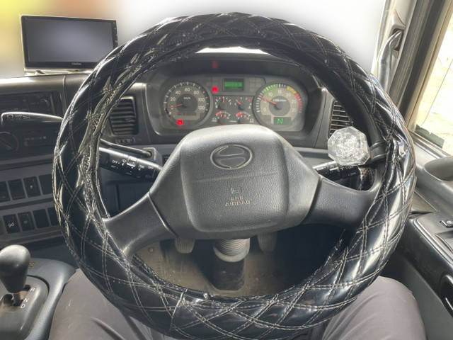 日野プロフィアトレーラーヘッド（トラクターヘッド）大型（10t）[写真27]