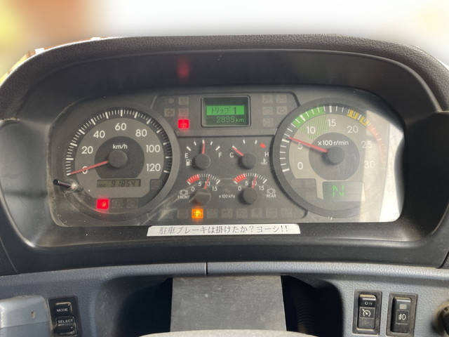 日野プロフィアトレーラーヘッド（トラクターヘッド）大型（10t）[写真28]