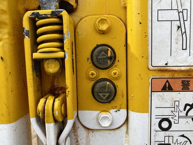 いすゞエルフダブルキャブ（Wキャブ）小型（2t・3t）[写真12]