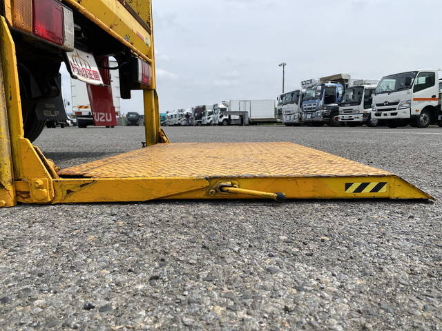 いすゞエルフダブルキャブ（Wキャブ）小型（2t・3t）[写真14]