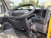 いすゞエルフダブルキャブ（Wキャブ）小型（2t・3t）[写真28]