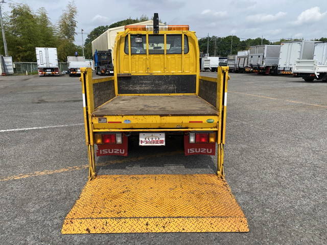 いすゞエルフダブルキャブ（Wキャブ）小型（2t・3t）[写真08]