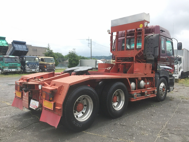 いすゞギガトレーラーヘッド（トラクターヘッド）大型（10t）[写真02]