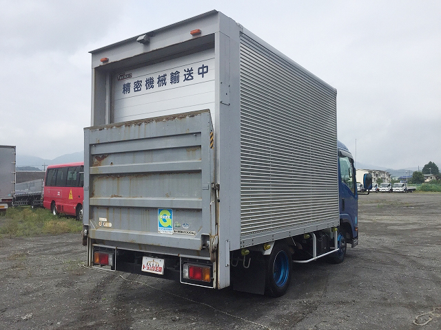 いすゞエルフアルミバン小型（2t・3t）[写真02]