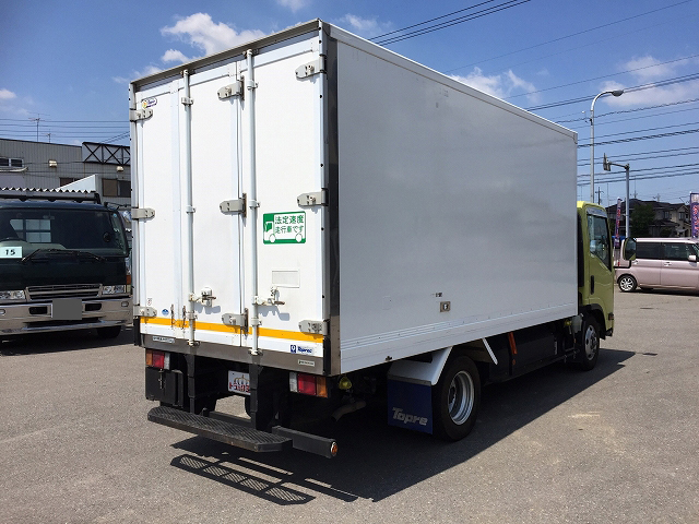 いすゞエルフ冷凍車（冷蔵車）小型（2t・3t）[写真02]