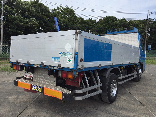 三菱ふそうキャンターアルミブロック小型（2t・3t）[写真02]