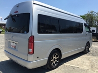 トヨタレジアスエースキャンピングカー中型（4t）[写真02]