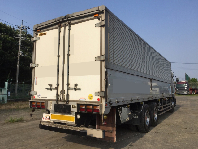 UDトラックスビッグサムアルミウイング大型（10t）[写真02]