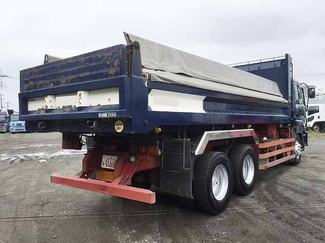 いすゞギガダンプ大型（10t）[写真02]