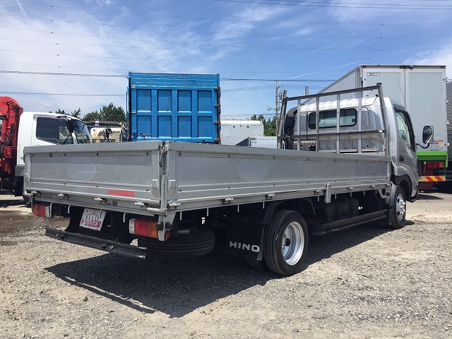 日野デュトロ平ボディ小型（2t・3t）[写真02]