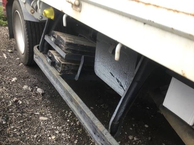 三菱ふそうファイタークレーン5段中型（4t）[写真22]