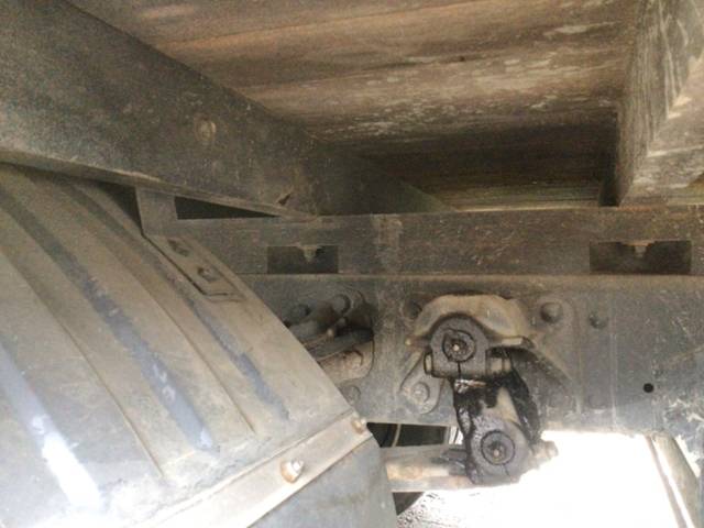 三菱ふそうファイタークレーン5段中型（4t）[写真27]