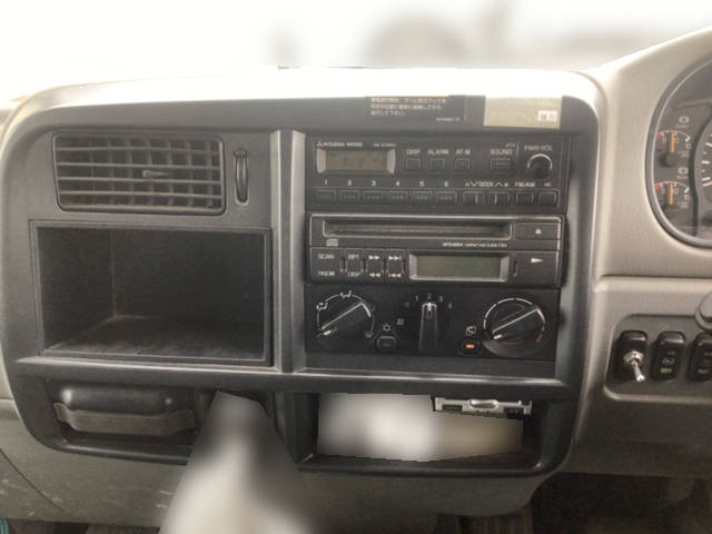 三菱ふそうファイタークレーン5段中型（4t）[写真34]