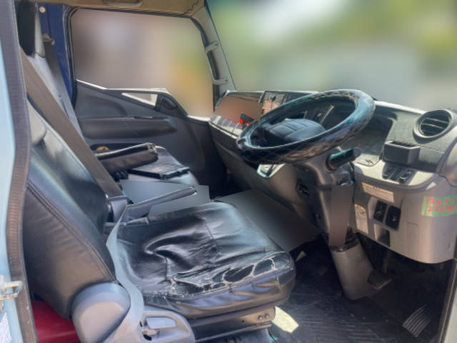 三菱ふそうキャンタークレーン4段小型（2t・3t）[写真19]