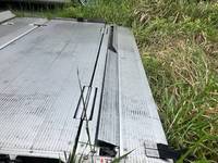 いすゞフォワード冷凍車（冷蔵車）中型（4t）[写真14]