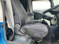 いすゞフォワード冷凍車（冷蔵車）中型（4t）[写真30]