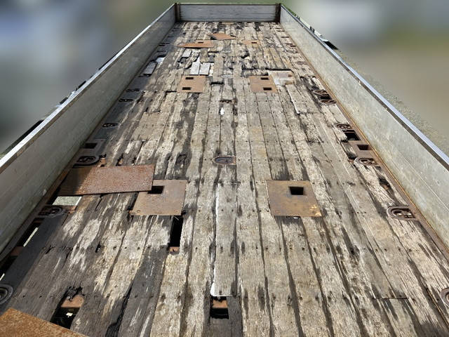 UDトラックスクオンアルミブロック大型（10t）[写真10]