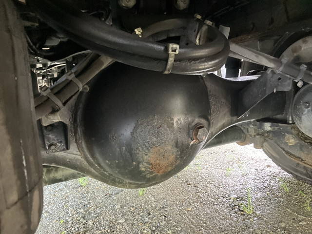 UDトラックスクオンアルミブロック大型（10t）[写真19]