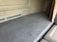 UDトラックスクオンアルミブロック大型（10t）[写真26]