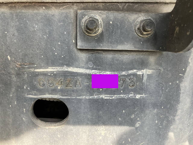 UDトラックスクオンアルミブロック大型（10t）[写真36]