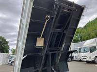 いすゞエルフローダーダンプ小型（2t・3t）[写真16]