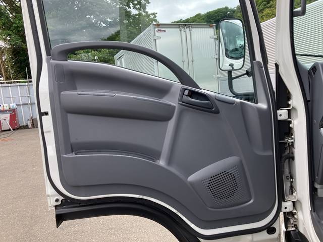 いすゞエルフローダーダンプ小型（2t・3t）[写真28]