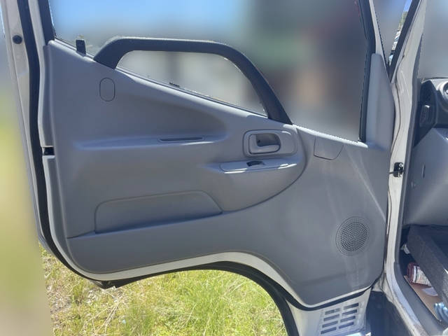 日野デュトロアルミブロック小型（2t・3t）[写真18]