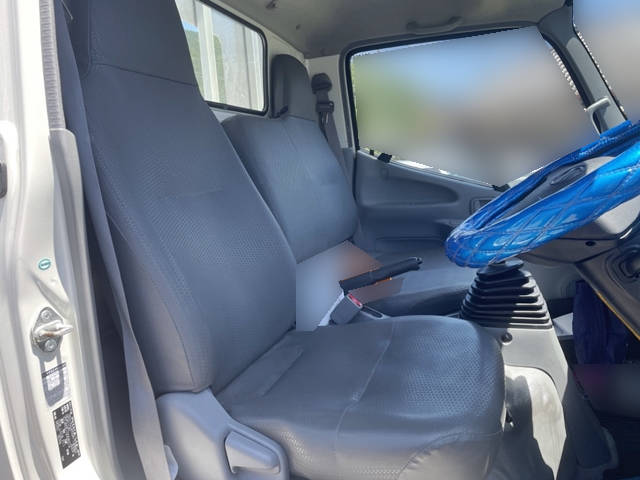 日野デュトロアルミブロック小型（2t・3t）[写真22]