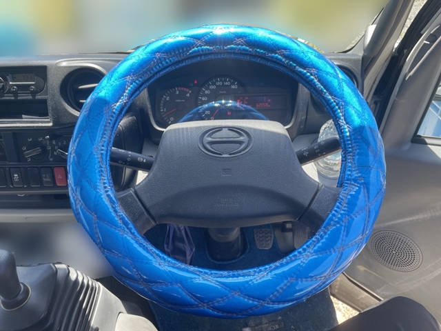 日野デュトロアルミブロック小型（2t・3t）[写真26]