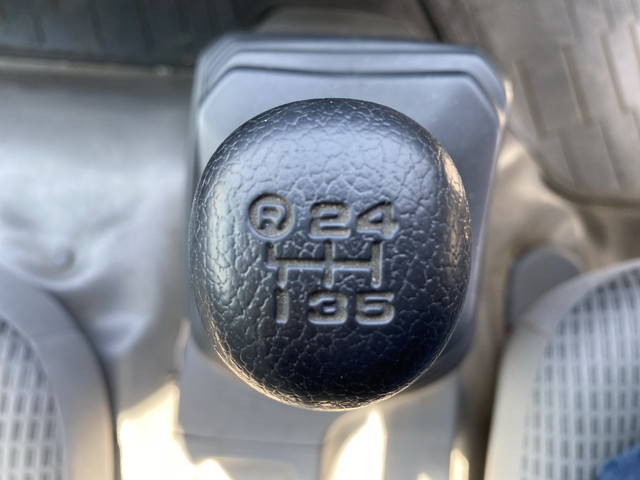 日野デュトロ平ボディ小型（2t・3t）[写真30]