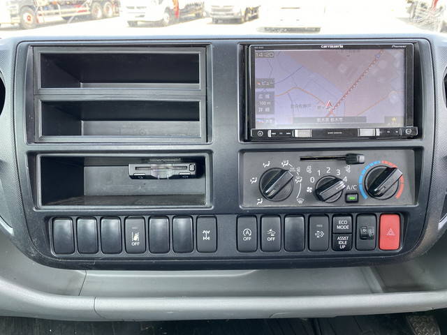 日野デュトロ平ボディ小型（2t・3t）[写真32]