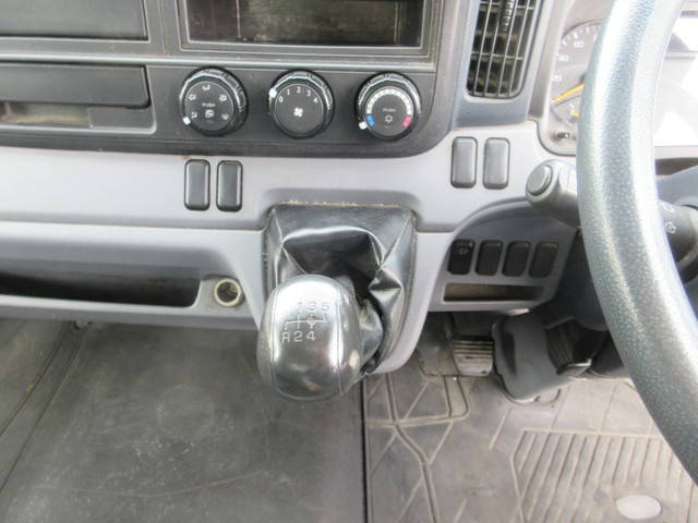 三菱ふそうキャンターパッカー車（塵芥車）小型（2t・3t）[写真15]