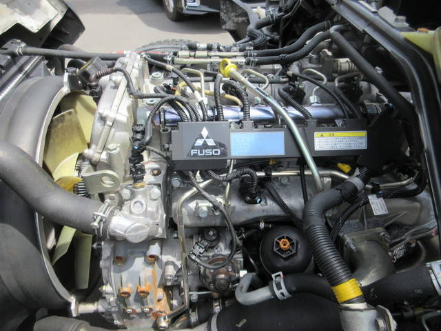 三菱ふそうキャンターパッカー車（塵芥車）小型（2t・3t）[写真20]