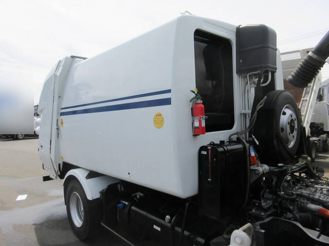 三菱ふそうキャンターパッカー車（塵芥車）小型（2t・3t）[写真25]